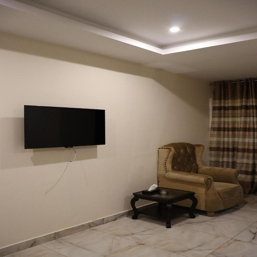 Manila Heights Hotel Naran Εξωτερικό φωτογραφία