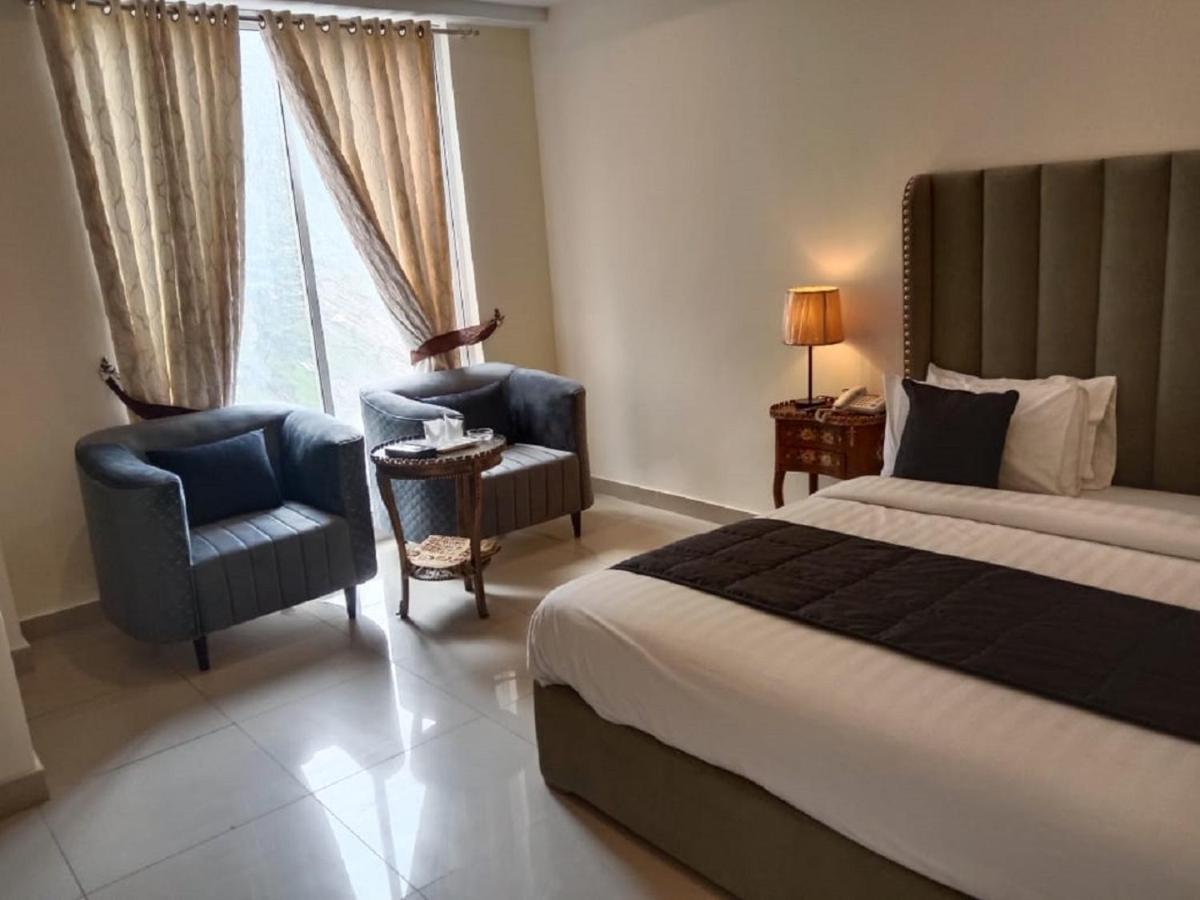 Manila Heights Hotel Naran Εξωτερικό φωτογραφία
